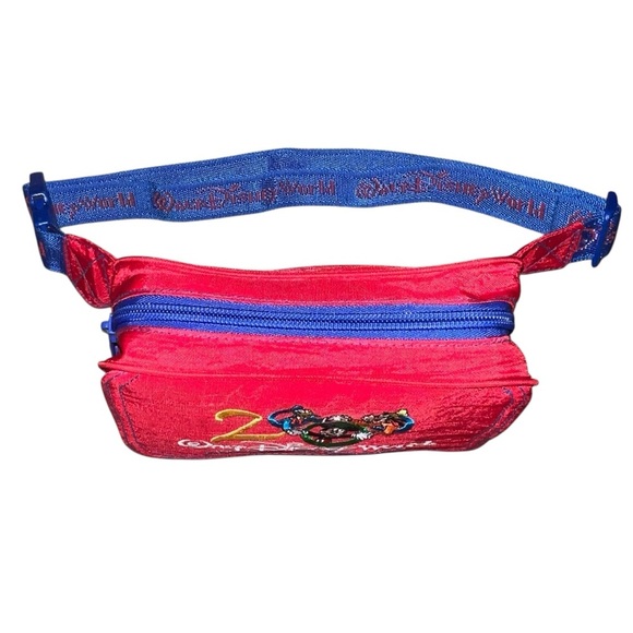 EUC Vintage Disney Walt Disney World Kids Red Blue Fannypack Bag Adjustable - Picture 6 of 7